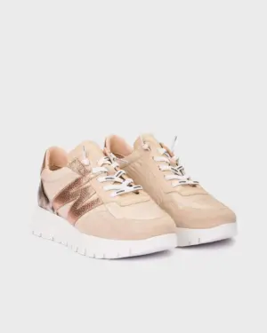 Alternative view of Deportivos Casual Wonders de Mujer modelo A-24100 en beige