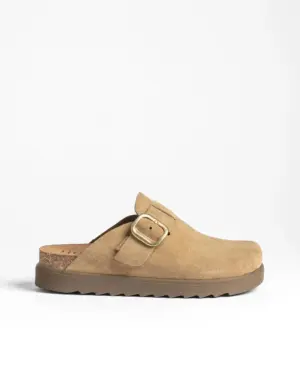 Zuecos Yokono de Mujer modelo TUNEZ 599 en beige